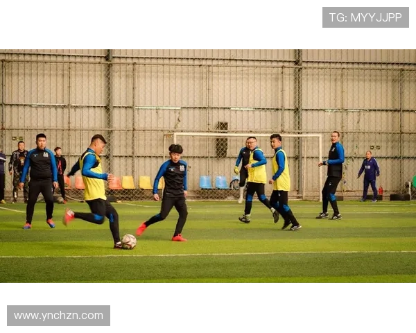 与足球明星面对面交流的精彩英语对话全记录